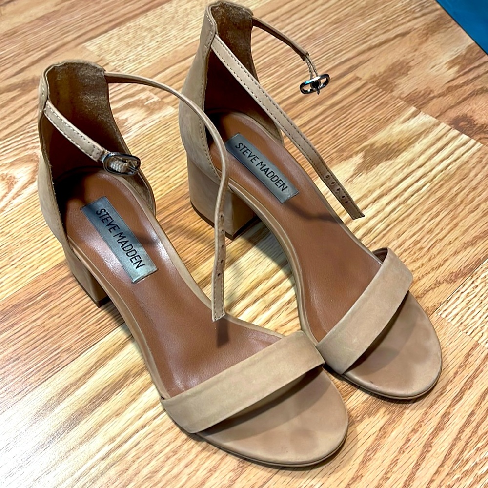 Steve Madden Tan Block Heels Size 5